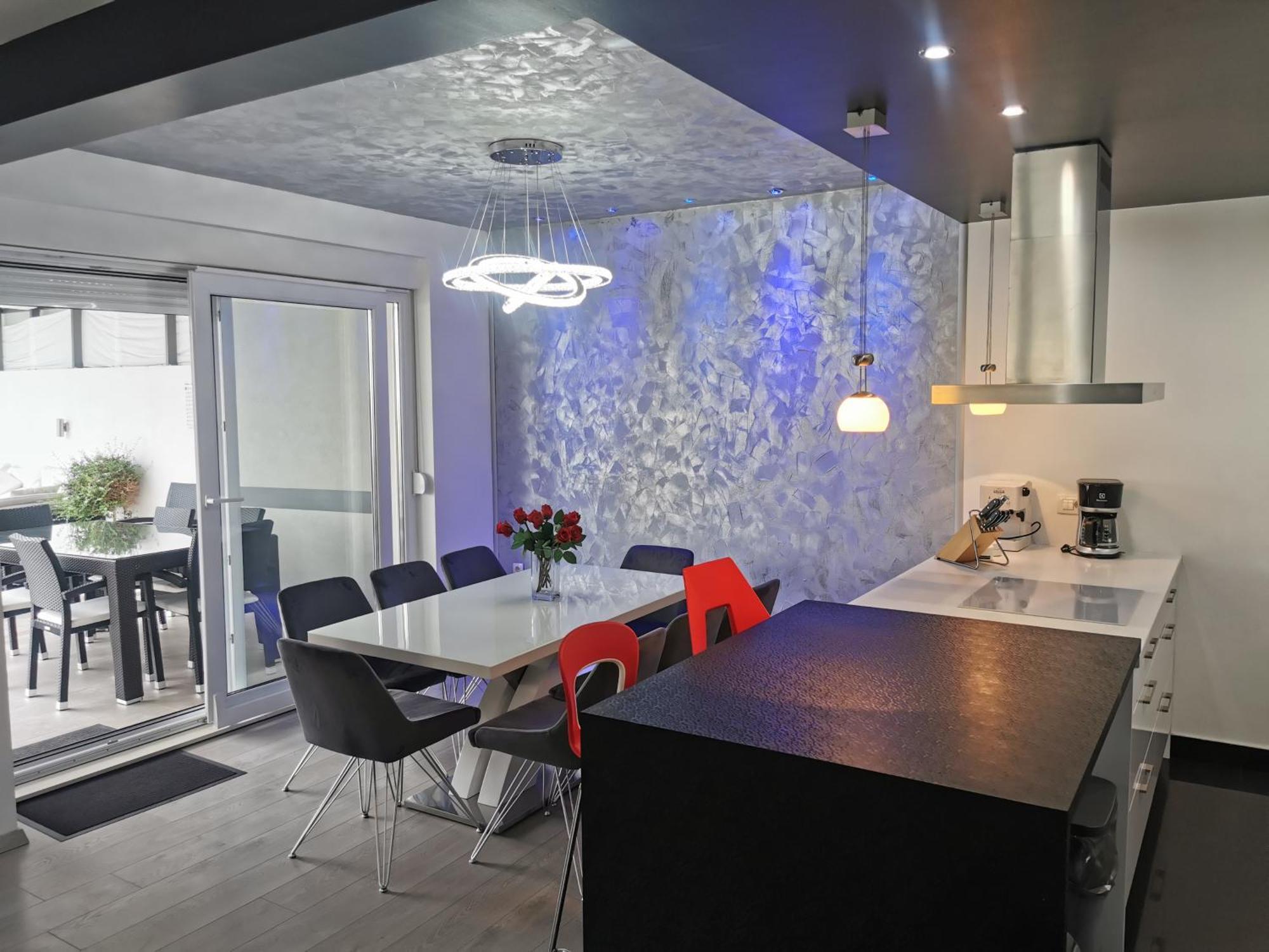 Villa Palladium Макарска Екстериор снимка